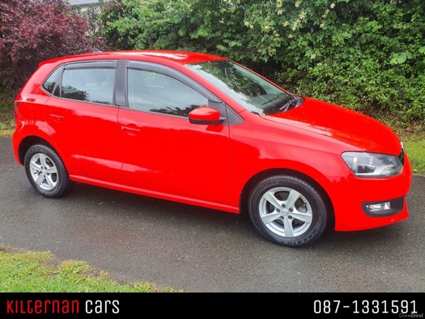 Volkswagen Polo Hatchback, Petrol, 2014, Red