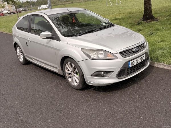 Ford Focus Hatchback, Diesel, 2009, Silver