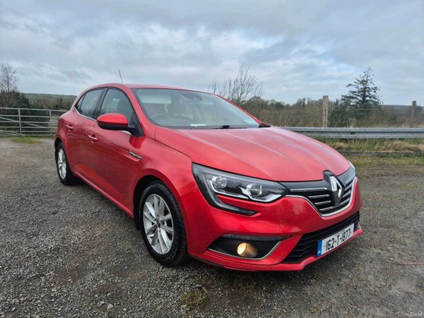 Renault Megane Hatchback, Diesel, 2016, Red