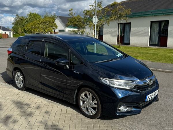 Honda Shuttle MPV, Petrol Hybrid, 2016, Blue