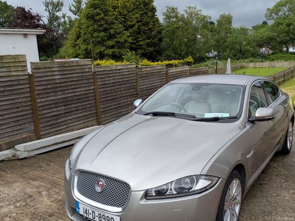 Jaguar XF Saloon, Diesel, 2014, Gold