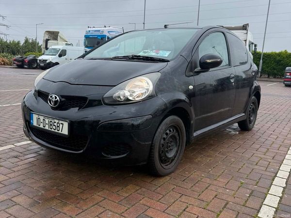 Toyota Aygo Hatchback, Petrol, 2010, Black