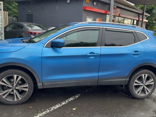 Nissan Qashqai Hatchback, Diesel, 2019, Blue