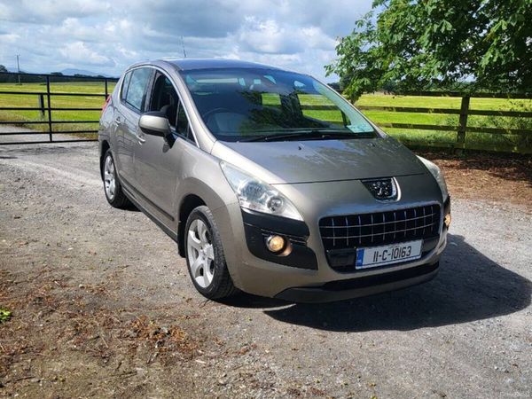 Peugeot 3008 MPV, Diesel, 2011, Grey