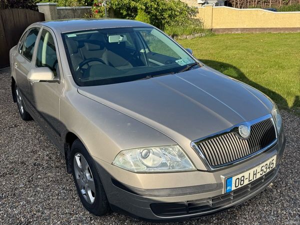 Skoda Octavia Hatchback, Diesel, 2008, Beige