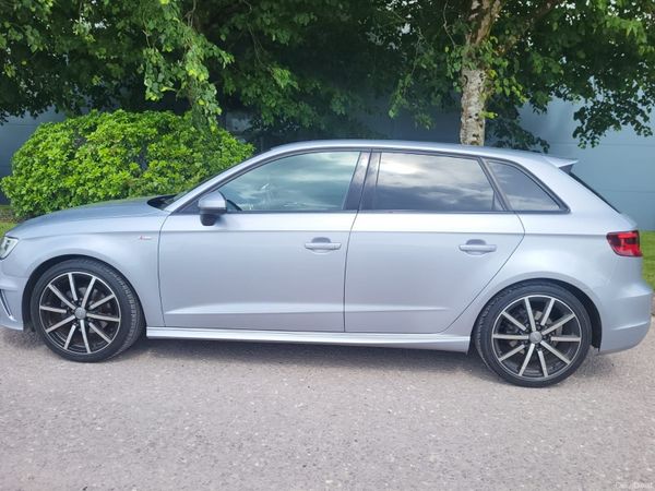 Audi A3 Hatchback, Diesel, 2015, Silver