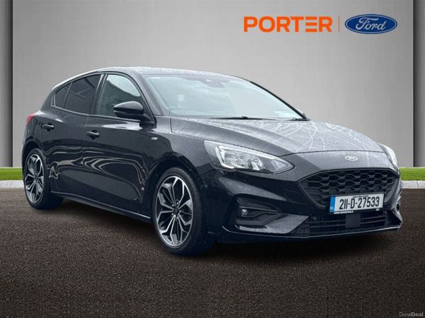 Ford Focus Hatchback, Petrol Hybrid, 2021, Black
