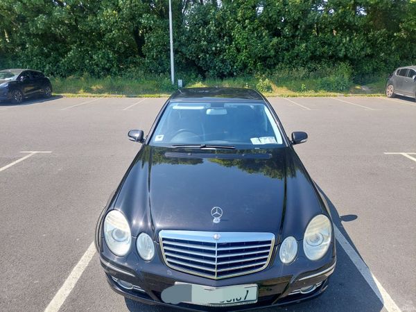 Mercedes-Benz E-Class Saloon, Petrol, 2008, Black