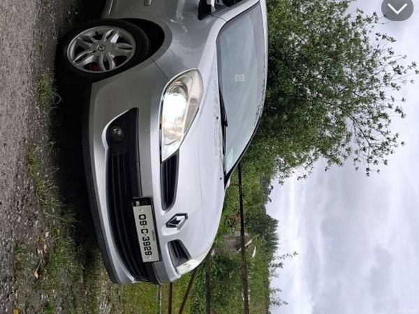 Renault Clio Hatchback, Ethanol Petrol, 2009, Silver