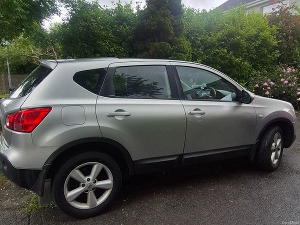 Nissan Qashqai Hatchback, Petrol, 2008, Silver