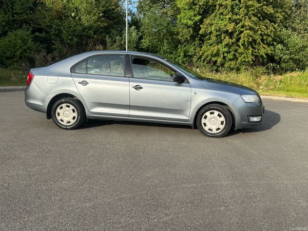 Skoda Rapid Saloon, Petrol, 2013, Grey