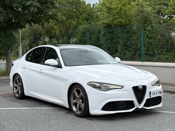 Alfa Romeo Giulia Saloon, Diesel, 2017, White