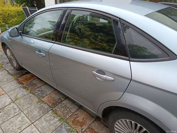 Ford Mondeo Saloon, Diesel, 2008, Blue
