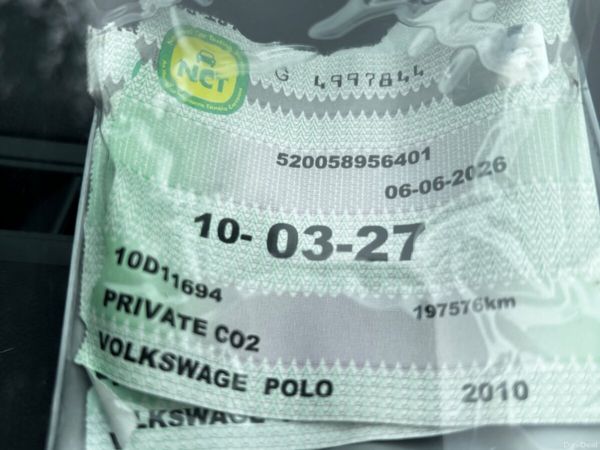 Volkswagen Polo Hatchback, Petrol, 2010, Black