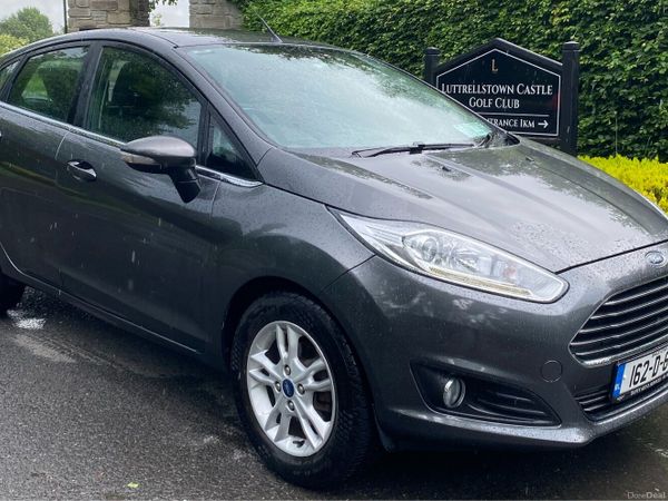 Ford Fiesta Hatchback, Petrol, 2016, Grey