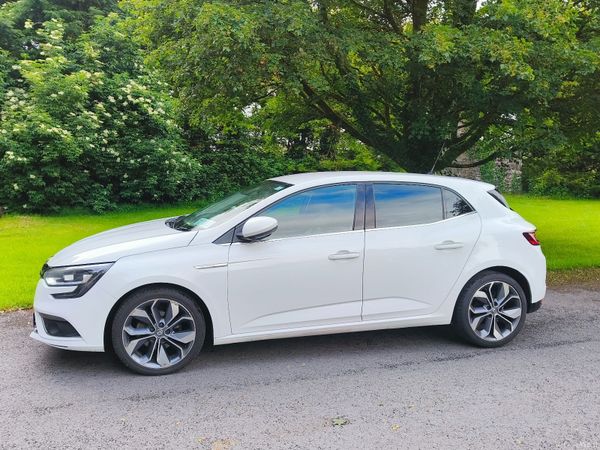 Renault Megane Hatchback, Diesel, 2017, White