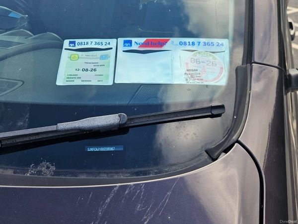 Nissan Qashqai Hatchback, Diesel, 2011, Black