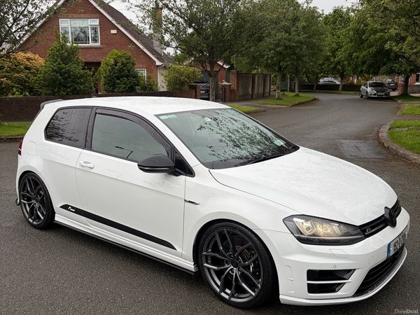 Volkswagen Golf Estate, Petrol, 2015, White