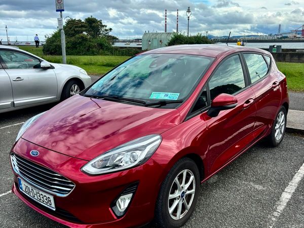 Ford Fiesta Hatchback, Petrol, 2020, Red