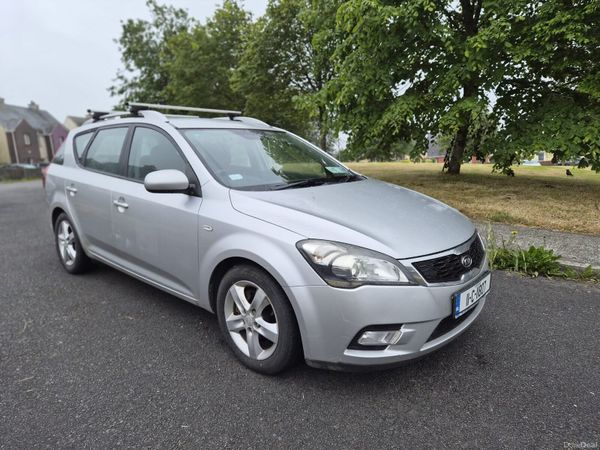 Kia Ceed Estate, Diesel, 2011, Silver