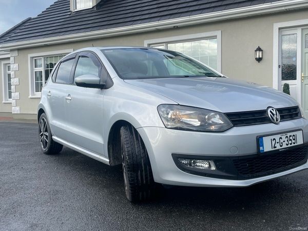 Volkswagen Polo Hatchback, Petrol, 2012, Silver