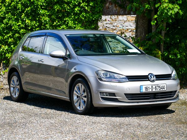 Volkswagen Golf Hatchback, Petrol, 2016, Silver