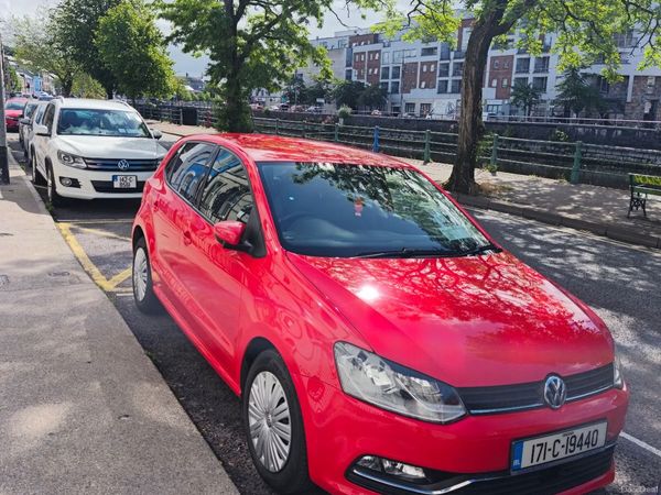 Volkswagen Polo Hatchback, Petrol, 2017, Red