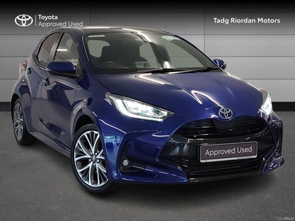 Toyota Yaris Hatchback, Petrol Hybrid, 2024, Blue