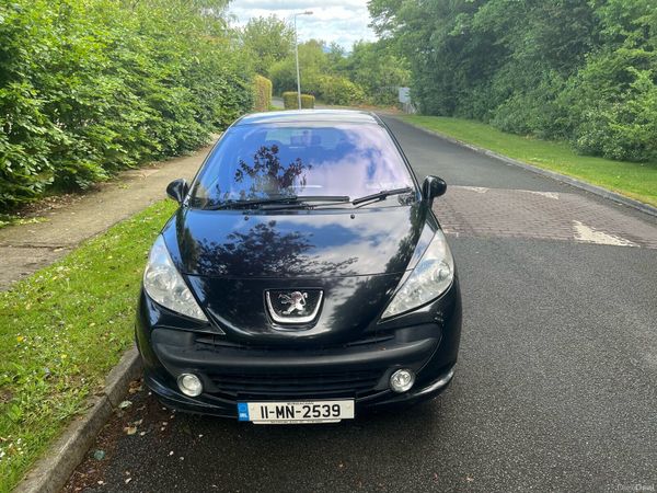 Peugeot 207 Hatchback, Diesel, 2011, Black
