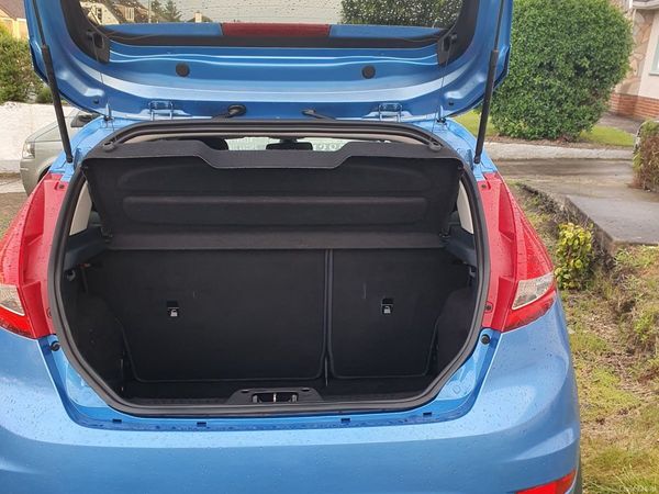 Ford Fiesta Hatchback, Diesel, 2012, Blue