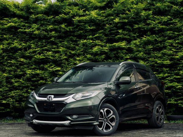 Honda Vezel Hatchback, Petrol Hybrid, 2016, Green