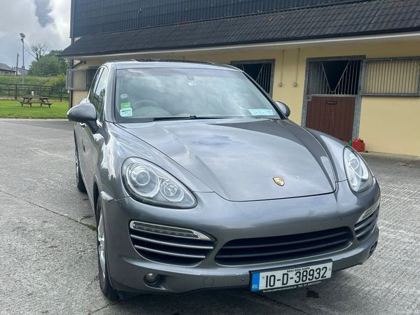 Porsche Cayenne SUV, Diesel, 2010, Grey