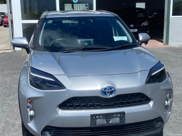 Toyota Yaris Cross SUV, Petrol Hybrid, 2021, Silver