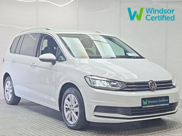 Volkswagen Touran MPV, Petrol, 2020, White