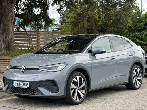 Volkswagen ID.5 SUV, Electric, 2023, Grey