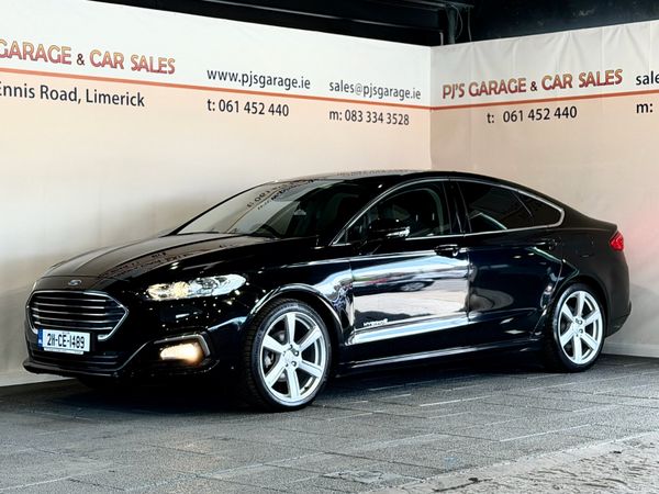 Ford Mondeo Saloon, Petrol Hybrid, 2021, Black