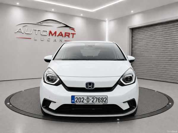 Honda Fit Hatchback, Petrol Hybrid, 2020, White