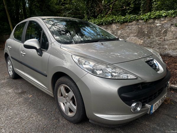 Peugeot 207 Hatchback, Petrol, 2007, Silver