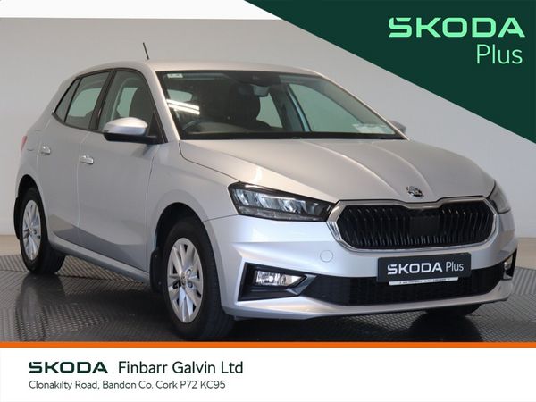 Skoda Fabia Hatchback, Petrol, 2022, Grey