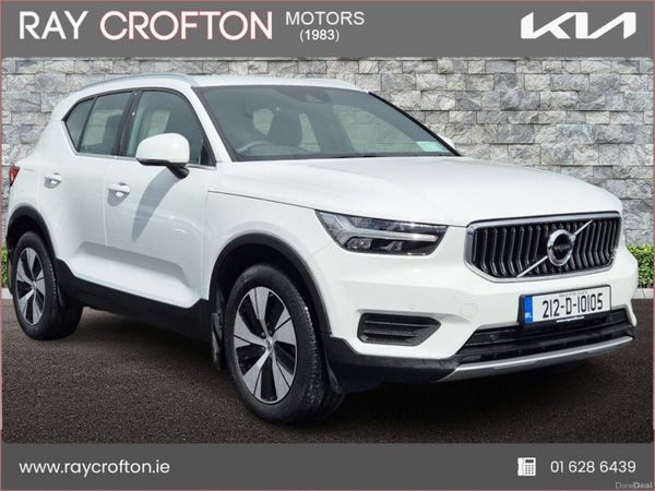 Volvo XC40 Estate, Petrol Plug-in Hybrid, 2021, White