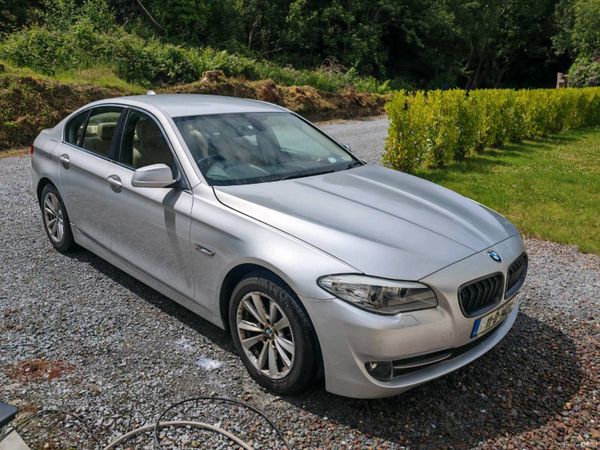 BMW 5-Series Saloon, Diesel, 2011, Silver