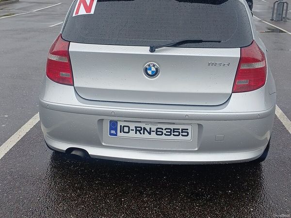 BMW 1-Series Hatchback, Diesel, 2010, Silver