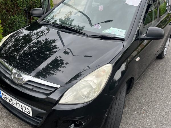 Hyundai i20 Hatchback, Petrol, 2009, Black