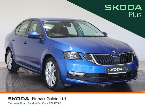 Skoda Octavia Saloon, Diesel, 2021, Blue