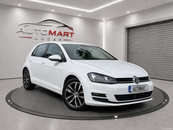 Volkswagen Golf Hatchback, Petrol, 2016, White