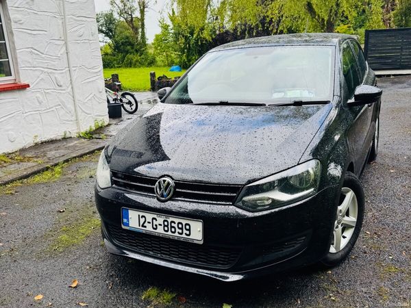 Volkswagen Polo Hatchback, Petrol, 2012, Black