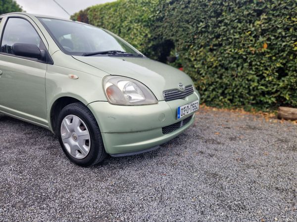Toyota Yaris Hatchback, Petrol, 2003, Green
