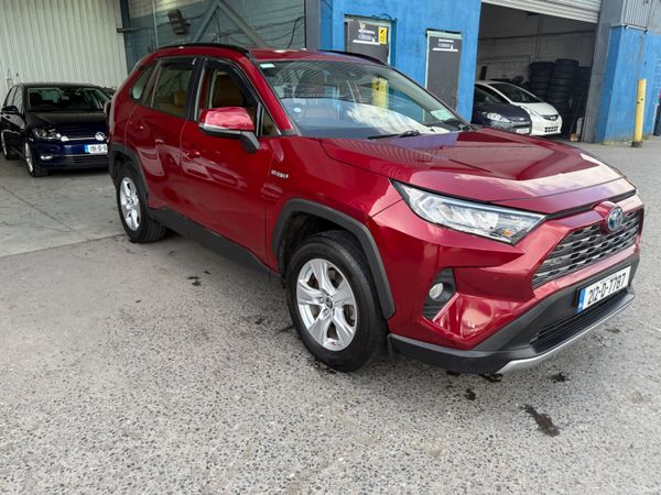Toyota RAV4 SUV, Petrol Hybrid, 2021, Red
