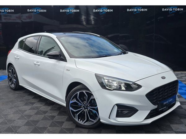 Ford Focus Hatchback, Diesel, 2021, White