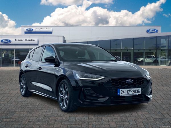 Ford Focus Hatchback, Diesel, 2024, Black